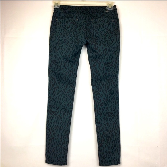 DL 1961 Emma Legging Cougar Print Size 26 NWT - Picture 6 of 7